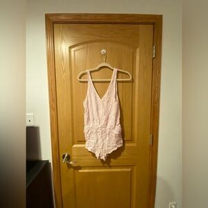 Victoria’s Secret Women’s Size Medium Light Pink Sleepwear Romper